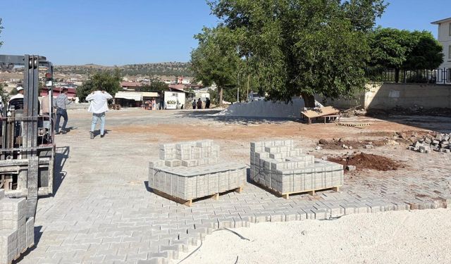 Kahramanmaraş'ta kırsal mahallelerde 6 bin metrekare kilit parke