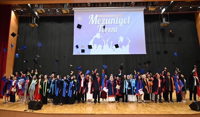 KSÜ’de mezuniyet coşkusu! 6 bin 400 öğrenci kep attı