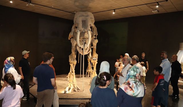 Öğretmenler Kahramanmaraş’ın Manevi Mirasını Yerinde Tanıdı