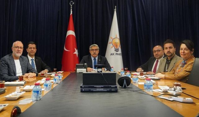 Prof. Dr. Mehmet Şahin AK Parti Genel Merkezi'ndeki kritik toplantıya katıldı
