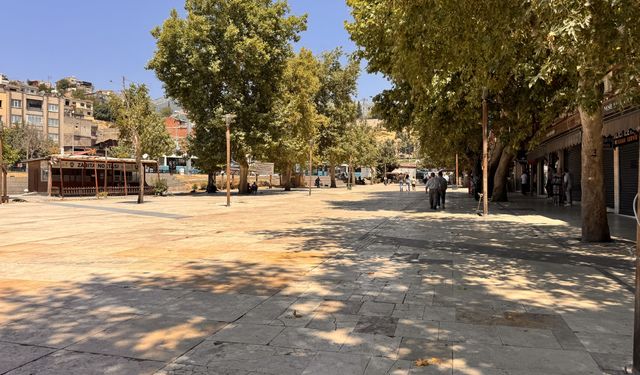 Kahramanmaraş'ta termometreler 37 dereceyi gösterdi