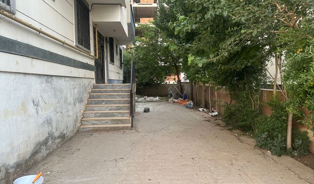 Şanlıurfa'da inşaattan düşen 2 işçi öldü