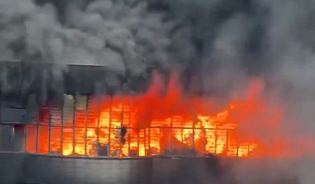Ayakkabı Fabrikası Alevlere Teslim Oldu, 28 Ölü