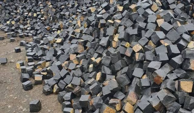 Bazalt Blok Taşı Satın Alınacaktır