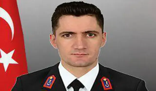 Halı sahada fenalaşan uzman çavuş Ferhat Baykir hayatını kaybetti