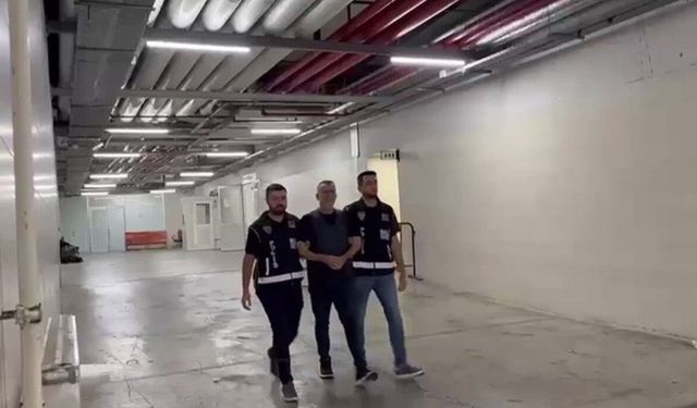 Haluk Levent’in elleri kelepçeli görüntüsü ortaya çıktı