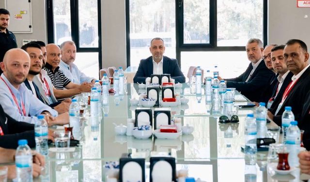 Kahramanmaraş İstiklalspor’da yeni dönem başkan Ahmet Gülpak ile başladı