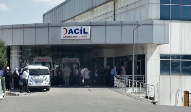 İki Aile Arasında Kanlı Kavga! Taş, Sopa ve Silahlar Konuştu: 9 Yaralı