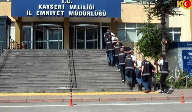 Kahramanmaraş dahil 6 ilde yapay zekalı sınav sahteciliğine operasyon