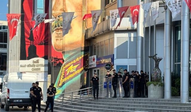 İzmit Belediye Başkanı Gözaltına Mı Alındı? İzmit Belediye Başkanı Fatma Kaplan Hürriyet Neden Gözaltına Alındı?