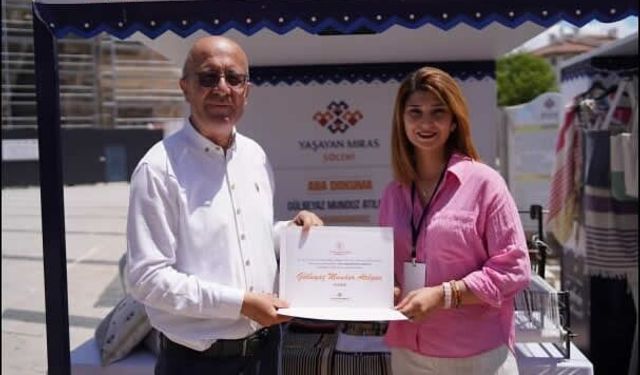 Kahramanmaraş Aba Dokuması Sivas'ta Büyük Beğeni Topladı