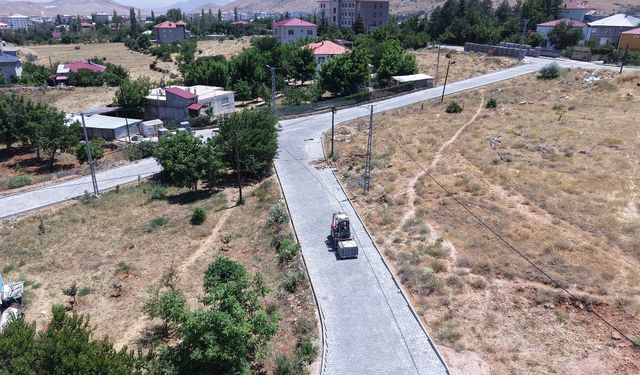 Büyükşehir Belediyesi Afşin Emirli’de Yol Seferberliği Başlattı!