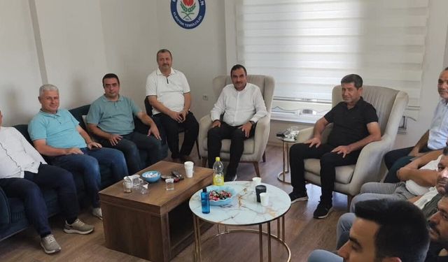 Kahramanmaraş Elbistan'da anlamlı buluşma! Eğitim-Bir-Sen'den çıkarma