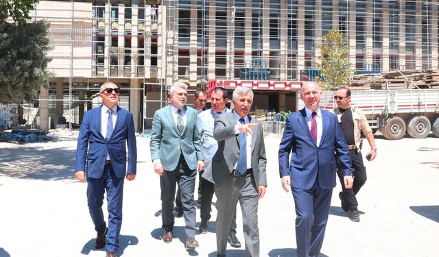 Kahramanmaraş yeni Valilik Hizmet Binasında inceleme