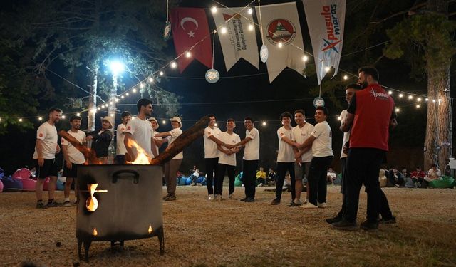 Kahramanmaraşta 100 genç geleneksel oyunlarda buluştu!