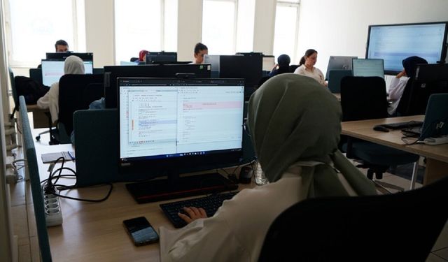 Kahramanmaraş'ta gençlere dijital çağ fırsatı! KAMEK'te başvurular başladı