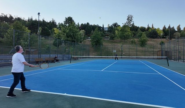 Kahramanmaraş'ta ödüllü tenis turnuvası başvuruları başladı