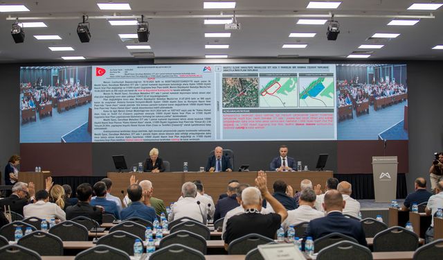 Kahramanmaraş'ta Öğrencilerini Korurken Hayatını Kaybetmişti! Ayla Kara'nın İsmi Ölümsüzleşti