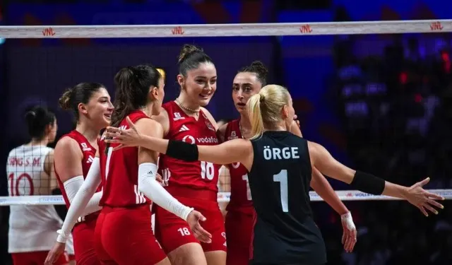 Türkiye - Brezilya Voleybol Finali Ne Zaman? Filenin Sultanları Şampiyonluk İçin Sahada