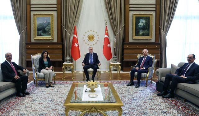 Cumhurbaşkanı Erdoğan, DEM Parti İmralı heyetini kabul etti