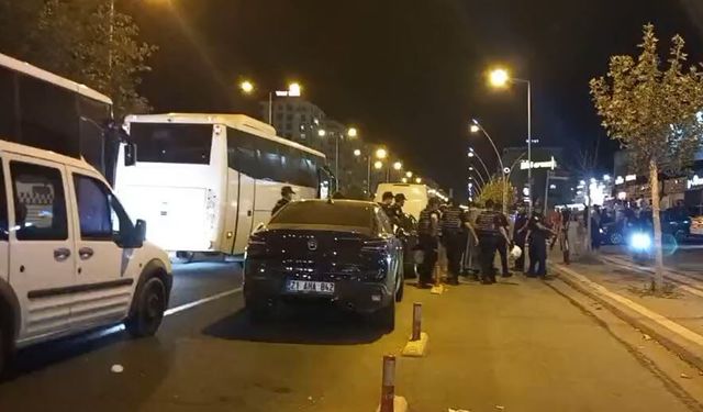 Düğünde tekmeli yumruklu kavga: 5 yaralı