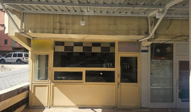 Şanlıurfa'da biber ve patlıcanlarının kaybolduğunu öne sürüp, fırıncıyı bıçakla yaraladı