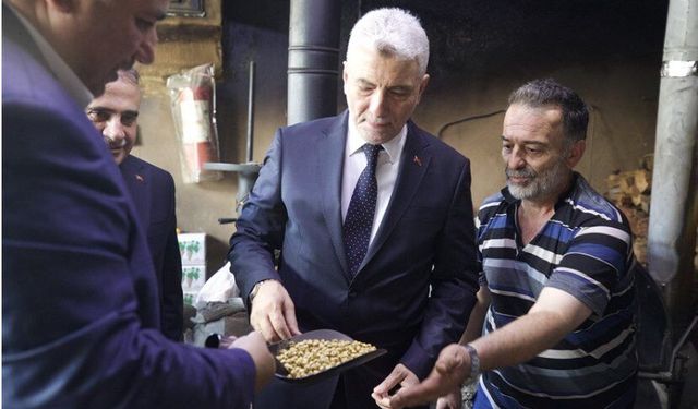 Ticaret Bakanı Bolat: Terörün kökünü sonuna kadar kazıyacağız
