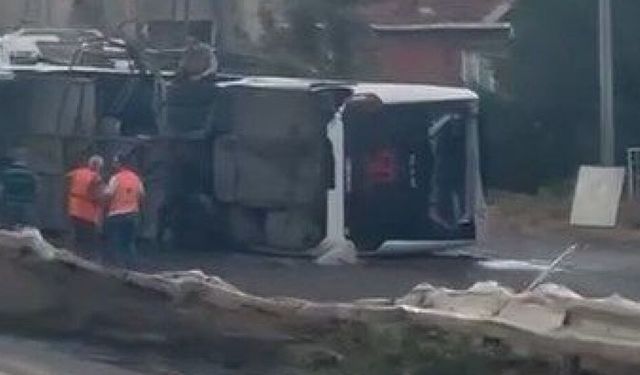 Havalimanı personelini taşıyan servis devrildi! 18 yaralı