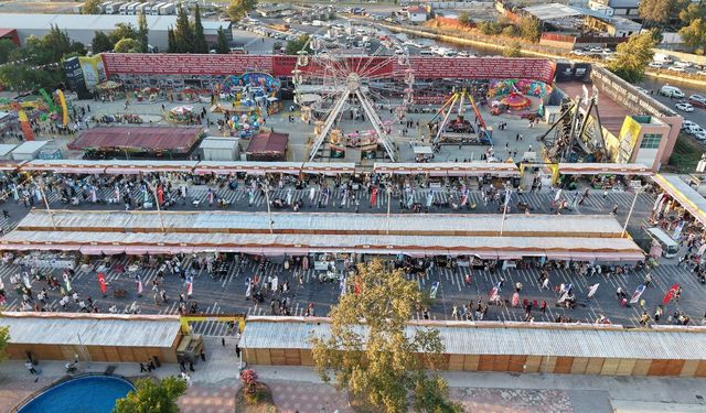 Kahramanmaraş Ağustos Fuarı esnafın yüzünü güldürdü
