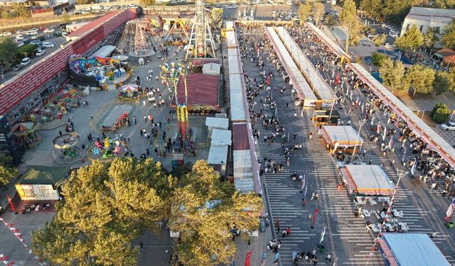 Kahramanmaraş Ağustos Fuarı’nda 23 Ağustos’ta üç farklı etkinlik düzenlenecek