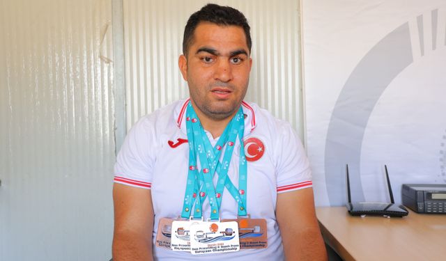 Kahramanmaraşlı Ayhan Kaya Avrupa Şampiyonası'nda 4 Madalya Kazandı!