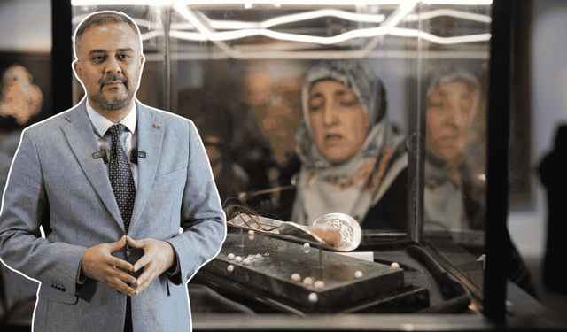 Kahramanmaraş'ta Kabe Örtüleri ve Mukaddes Emanetler sergileniyor