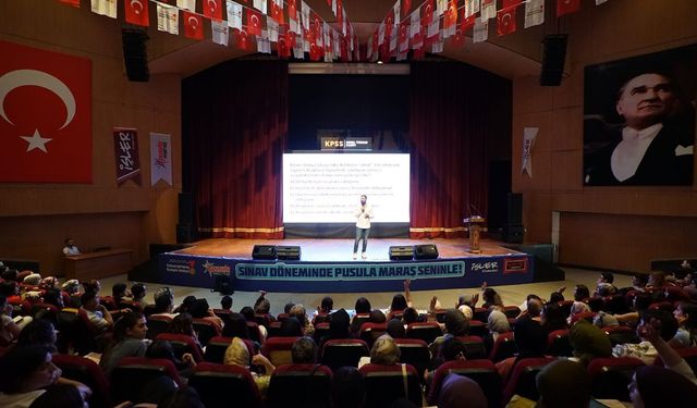 Kahramanmaraş'ta KPSS kampı tarih dersiyle sürüyor