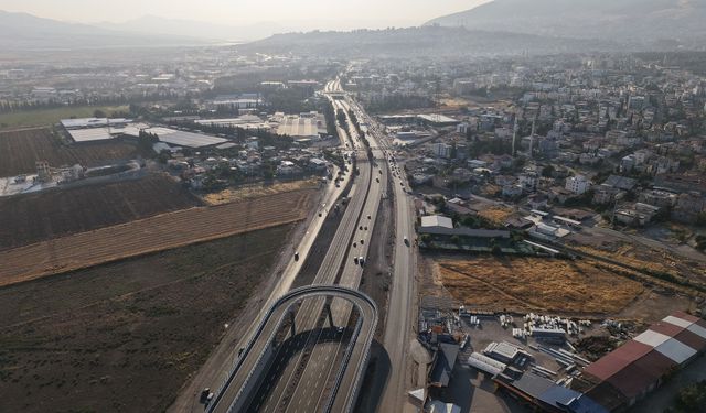 Kahramanmaraş'ta 500 milyon TL'lik Sanayi Kavşağı Projesinde ana yol açıldı