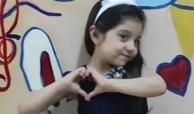 Otomobilin çarptığı 7 yaşındaki Azra Nazlı Sarıoğlu yaşamını yitirdi