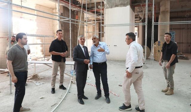 Yeni Valilik binası şantiyesini gezen Vali Ünlüer’den yetkililere talimat