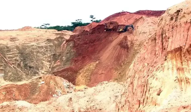 Altın madeninde göçük: 60 ölü