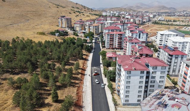 Afşin’de 1,5 Kilometrelik Atlas Caddesi Baştan Sona Yenileniyor
