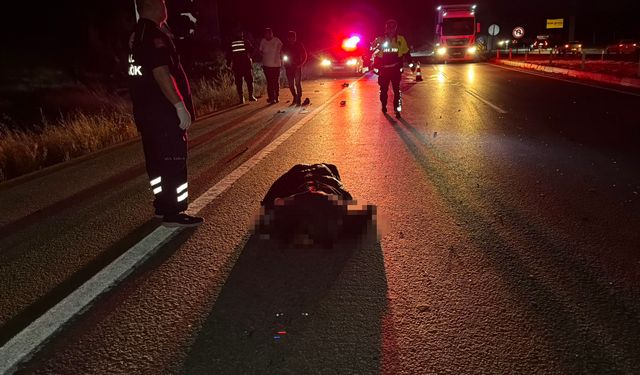 Otomobil ile çarpışan motosikletin sürücüsü hayatını kaybetti
