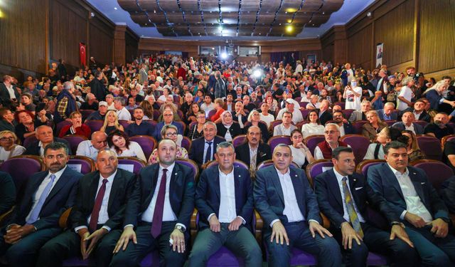 Özgür Özel: Türkiye'nin yeni bir enerjiye ihtiyacı var