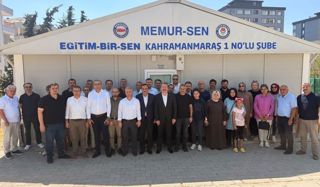 Ali Yalçın, Kahramanmaraş’ta Ayser Çalık Ortaokulu öğretmenleriyle bir araya geldi