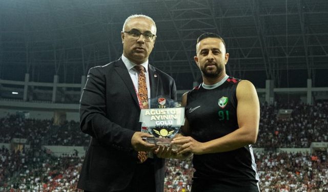 Amed Sportif Faaliyetler'de Dia Saba'ya 'ayın golü' ödülü