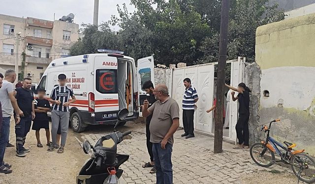Eve dilenci olarak girdiler, kadını bıçaklayıp altınları çaldılar