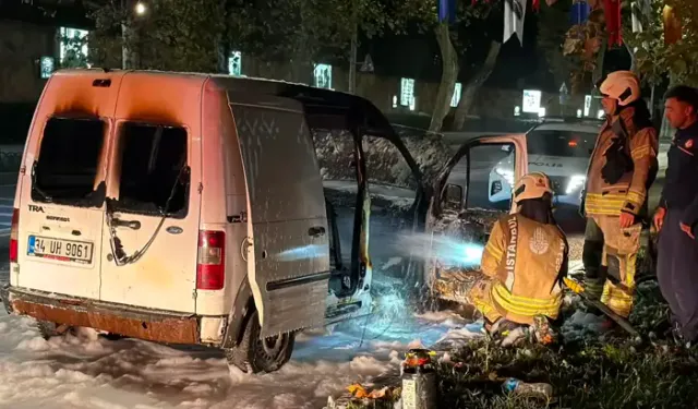 Hafif ticari araçta korkutan yangın
