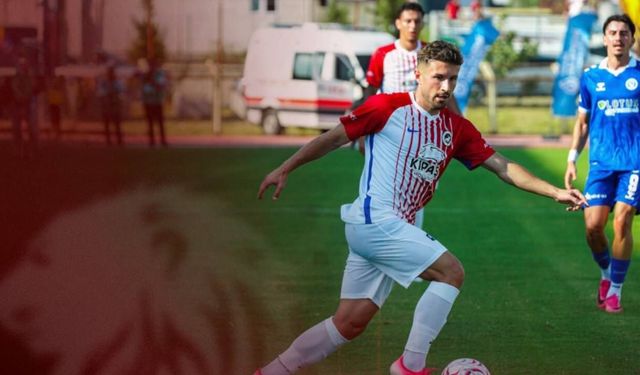 İstiklalspor - Beyoğlu Yeni Çarşıspor maçında ilk yarı sonucu