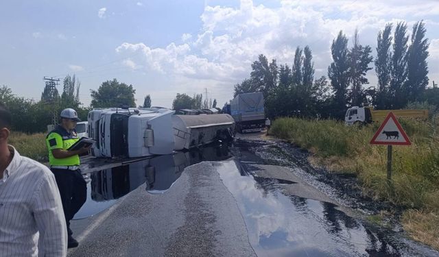 Kahramanmaraş Pazarcık’ta iki tır çarpıştı! 2 kişi yaralandı