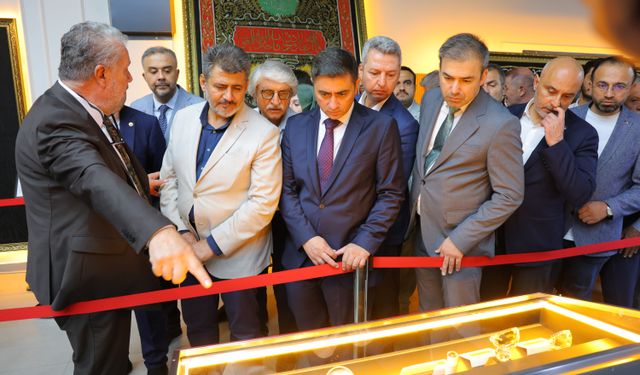 Kahramanmaraşlılar kutsal emanetleri görmek için akın etti