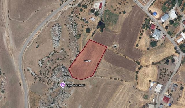 Kahramanmaraş'ta 1.5 milyon TL değerindeki sulu tarla icradan satışa çıkarıldı