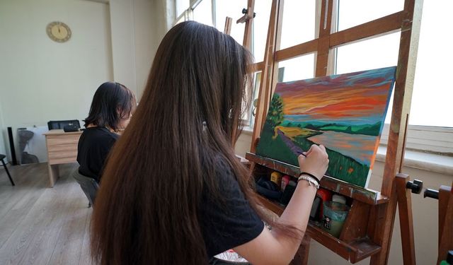 Kahramanmaraş’ta 552 genç sanat ve teknolojide buluştu