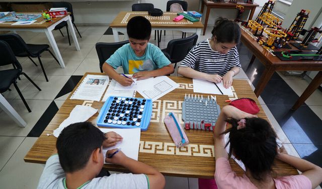 Kahramanmaraş’ta çocuklara ücretsiz Akıl ve Zekâ Oyunları Kursu